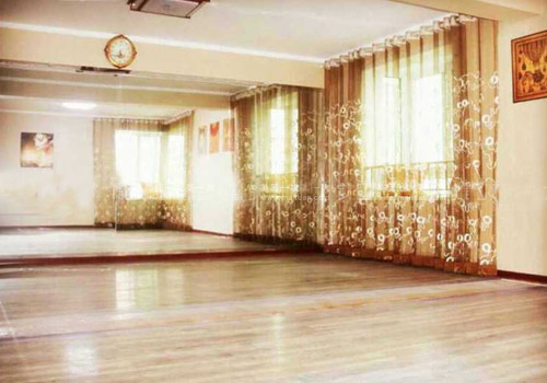 濟(jì)南金泉國(guó)際瑜伽舞蹈學(xué)院