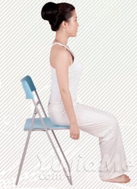 坐姿扭轉(zhuǎn)式1