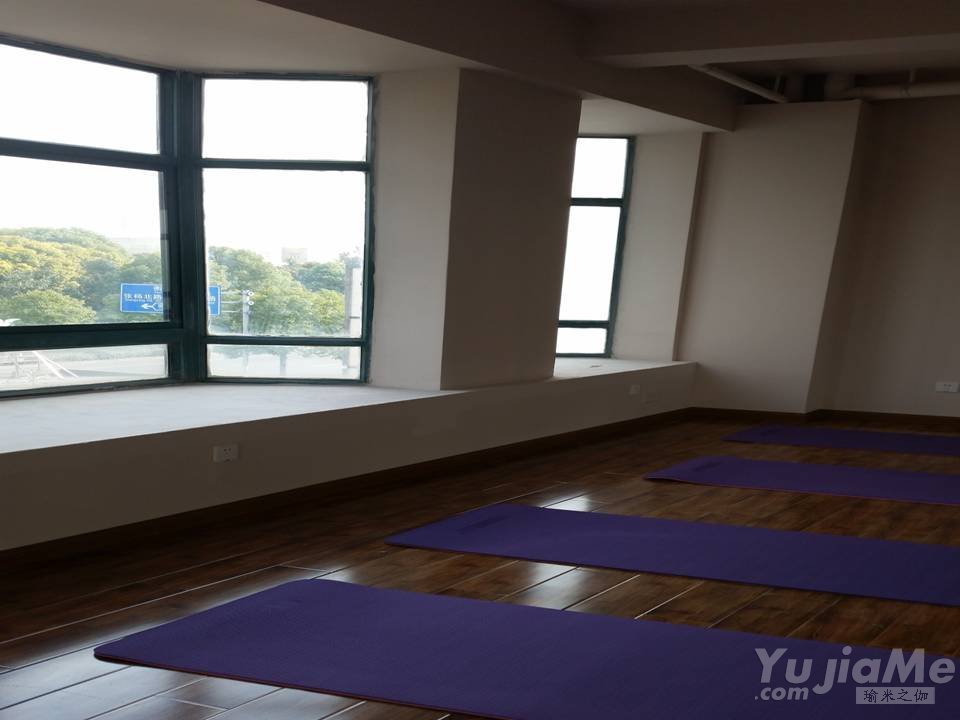 上海嵐伊瑜伽健身館1