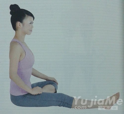 半蓮花單腿背部伸展式1
