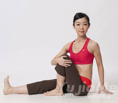 單腳扭轉(zhuǎn)式1