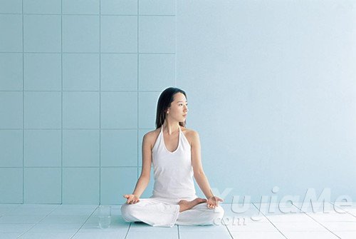 習(xí)練喉式瑜伽呼吸法 保持聲門(mén)打開(kāi)3