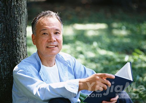 中老年人膝痛的原因
